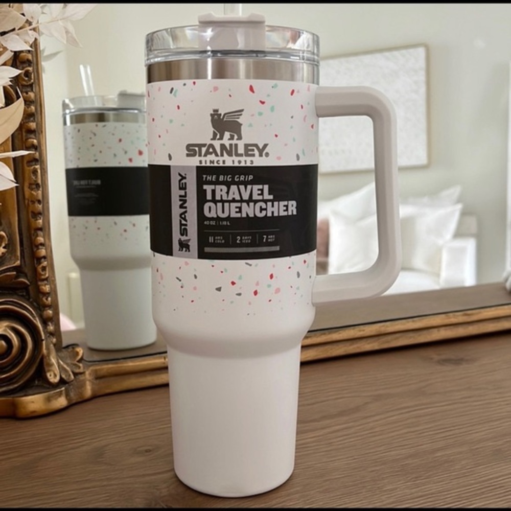 Stanley 40 oz Tumbler. BRAND NEW.